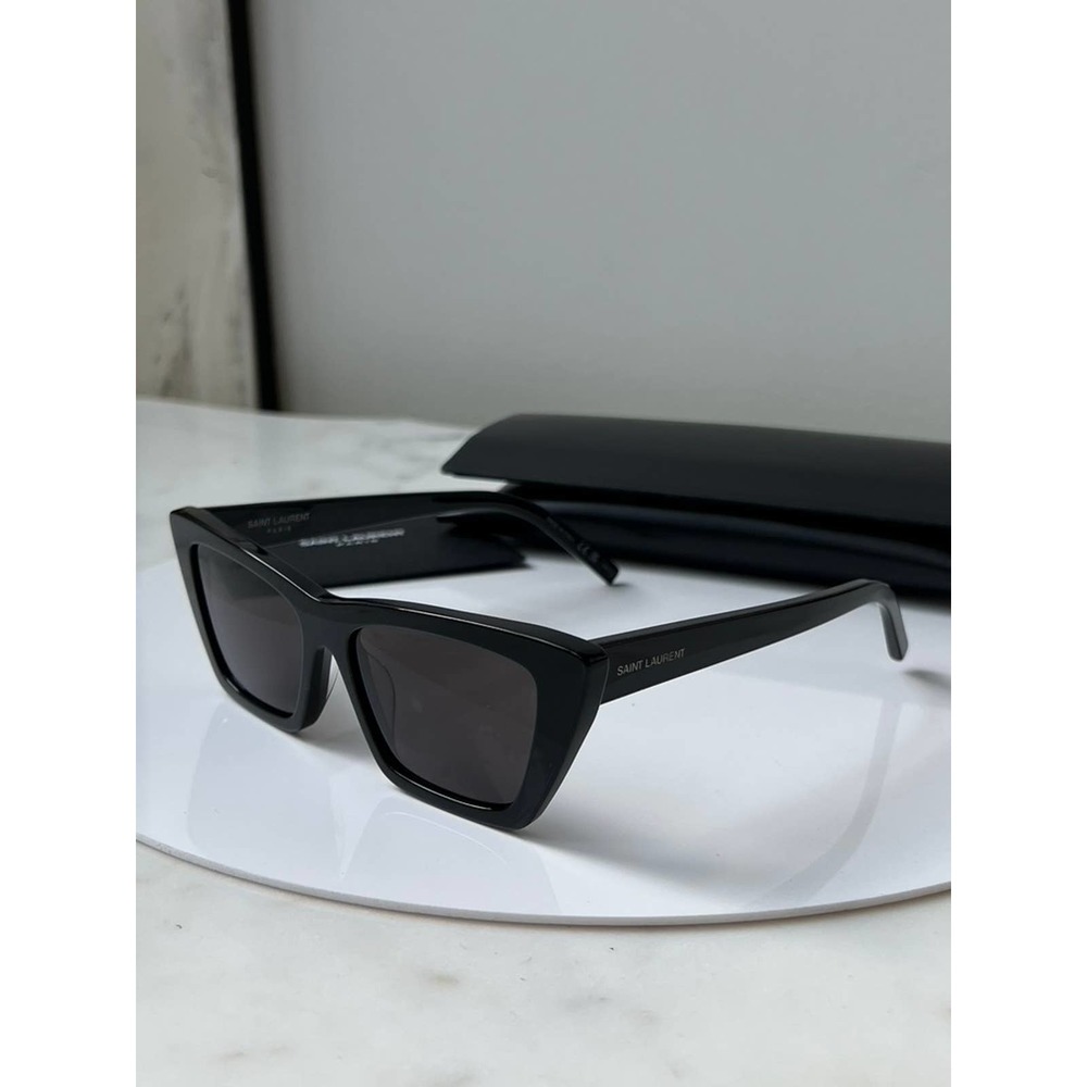 Saint Laurent Chic Black Sunglasses - Picture 6 of 10